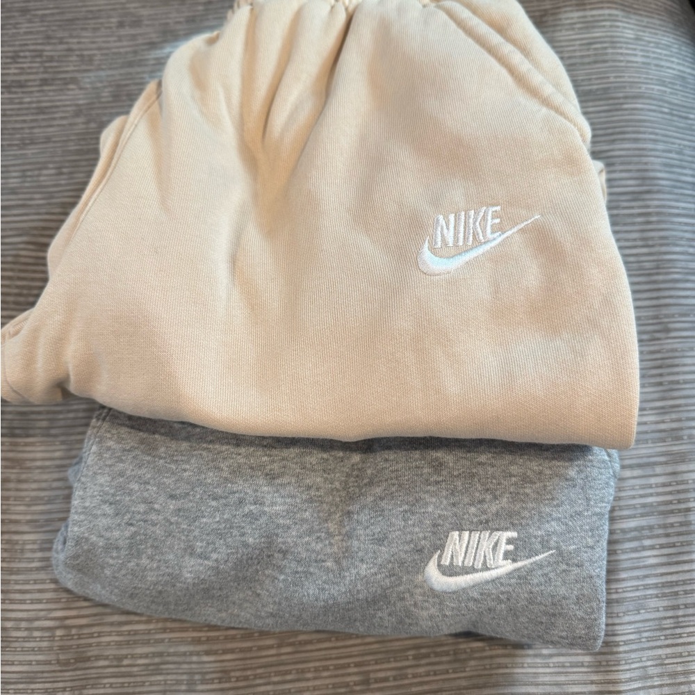 Nike Beige and Gray Sweatpants Set